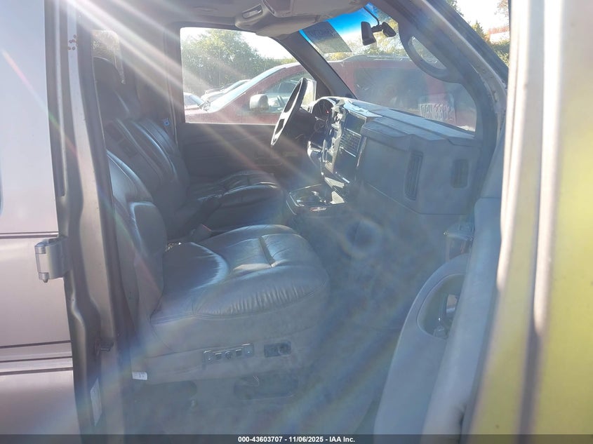 2004 GMC Savana Upfitter