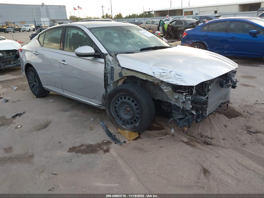 NISSAN ALTIMA SL FWD