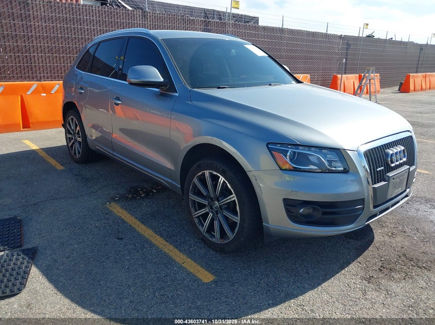 AUDI Q5 2.0T PREMIUM PLUS