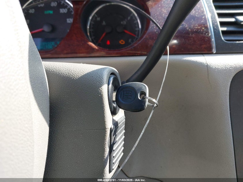 2007 Buick Lucerne Cx VIN: 1G4HP57257U216735 Lot: 43603751