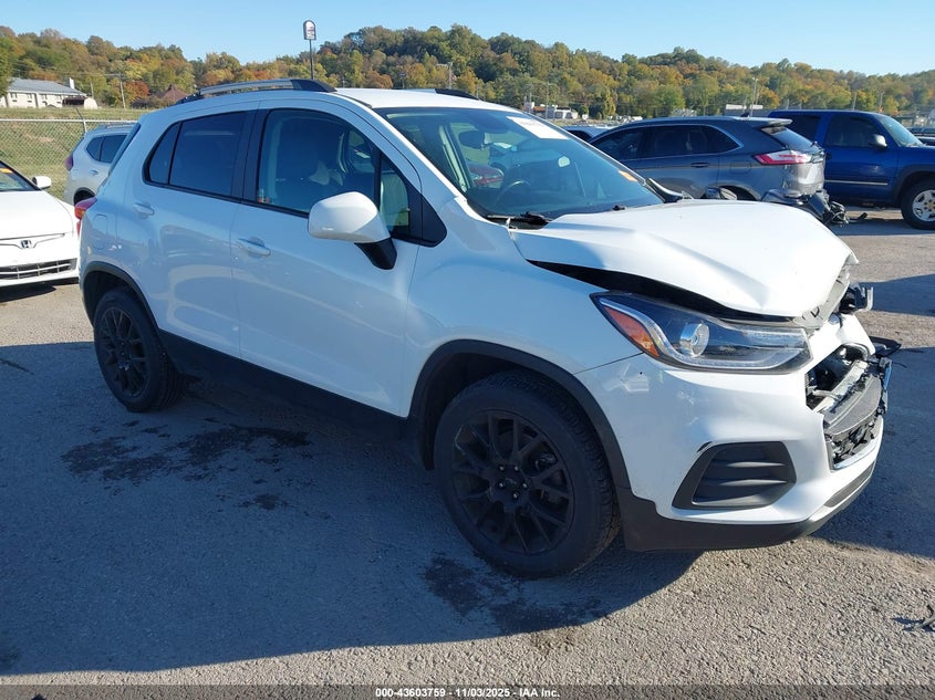CHEVROLET TRAX AWD LT