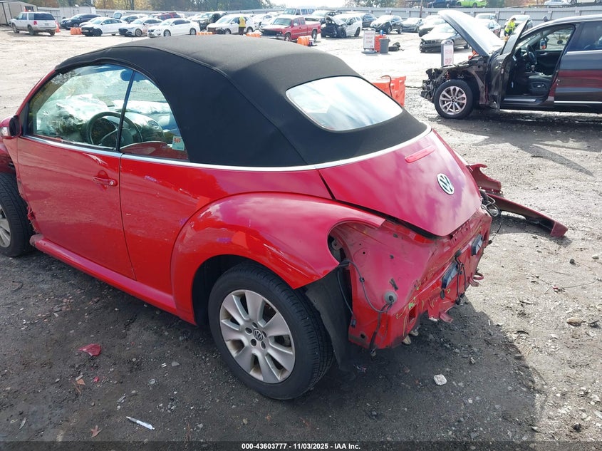 3VWRF31Y79M409597 2009 VOLKSWAGEN BEETLE photo no. 3