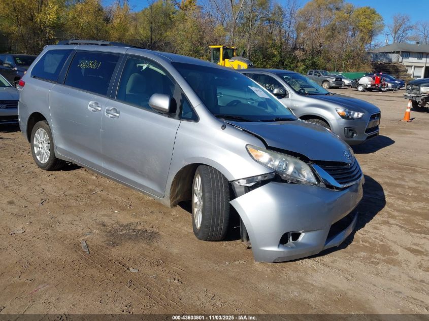 TOYOTA SIENNA LE 7 PASSENGER