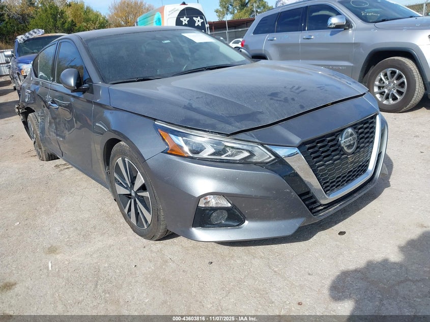 NISSAN ALTIMA SL FWD