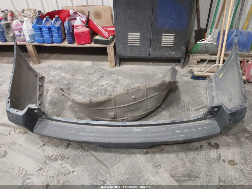 2019 GMC Yukon Xl Slt VIN: 1GKS2GKC3KR332195 Lot: 43603839