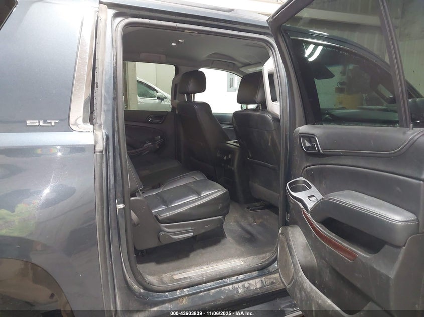 2019 GMC Yukon Xl Slt VIN: 1GKS2GKC3KR332195 Lot: 43603839