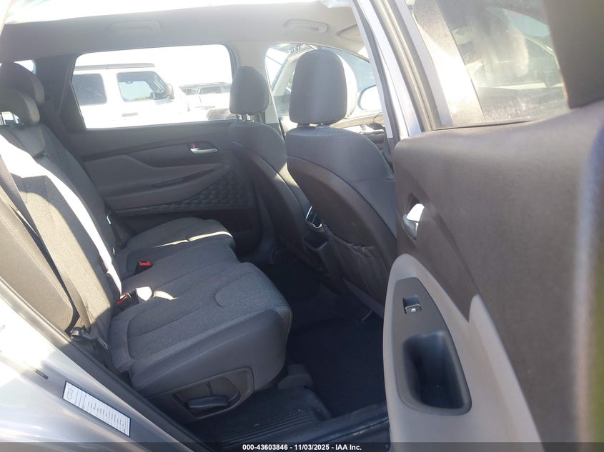 2020 HYUNDAI SANTA FE SE 5NMS23AD6LH215067