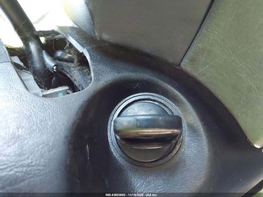 2003 Mazda Tribute VIN: ISAACWINKLEMAN Lot: 43603850