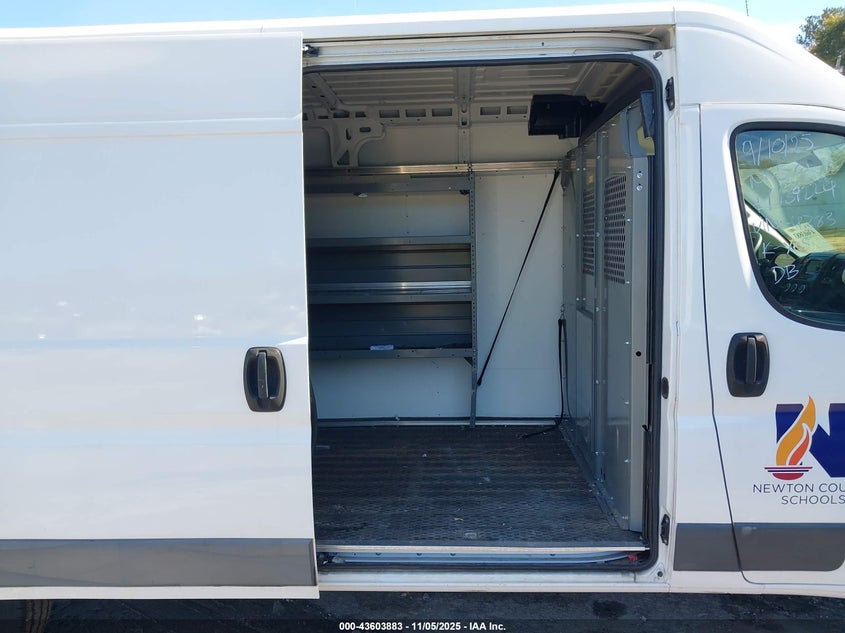 2018 Ram Promaster 2500 High Roof 159 Wb VIN: 3C6TRVDG4JE144383 Lot: 43603883