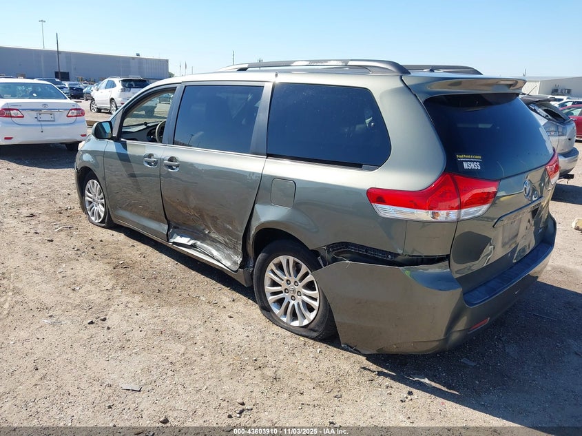 2011 Toyota Sienna Xle V6