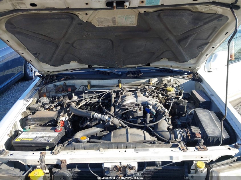 1999 Infiniti Qx4 Luxury VIN: JNRAR07Y6XW068686 Lot: 43603938