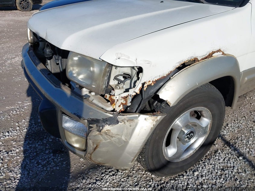 1999 Infiniti Qx4 Luxury VIN: JNRAR07Y6XW068686 Lot: 43603938