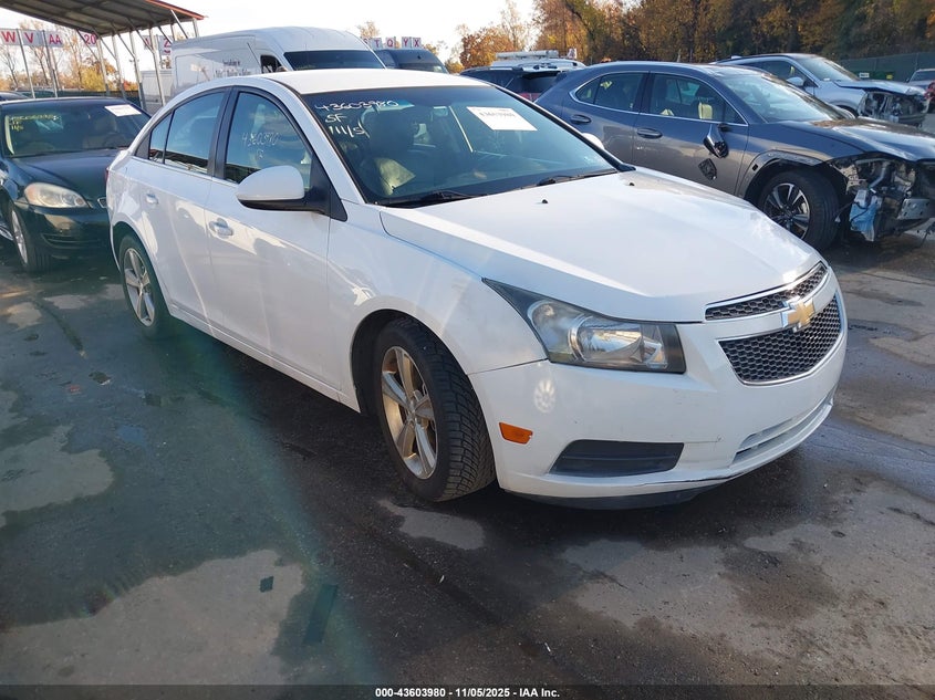 CHEVROLET CRUZE 2LT AUTO