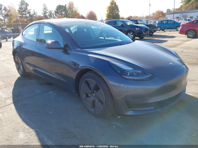 TESLA MODEL 3 STANDARD RANGE PLUS REAR-WHEEL DRIVE