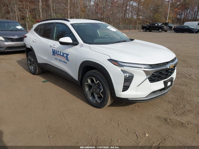 CHEVROLET TRAX FWD LT