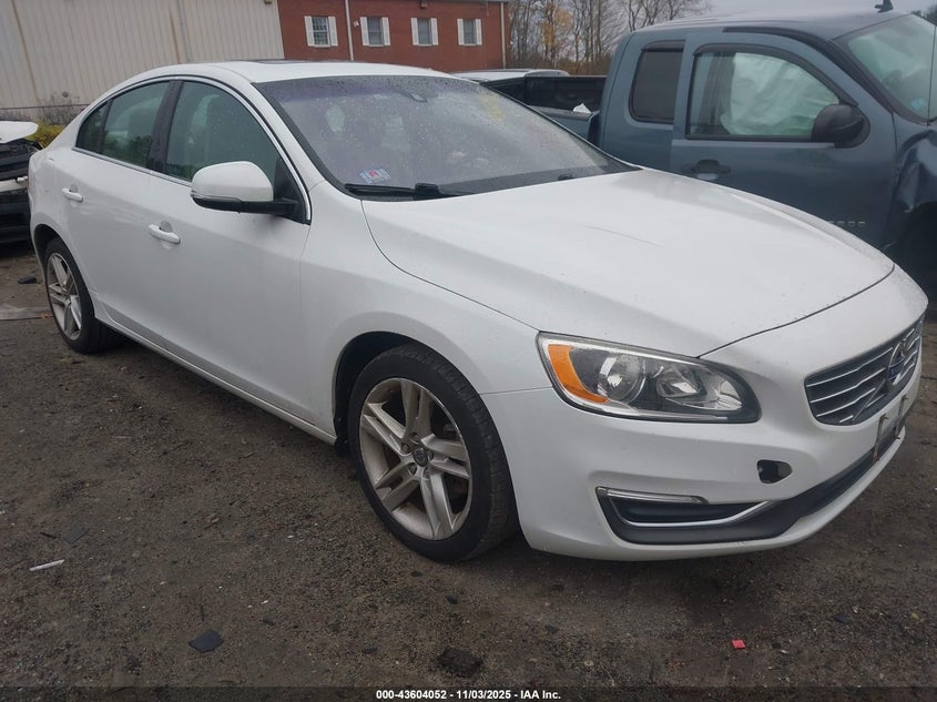 VOLVO S60 T5 PREMIER