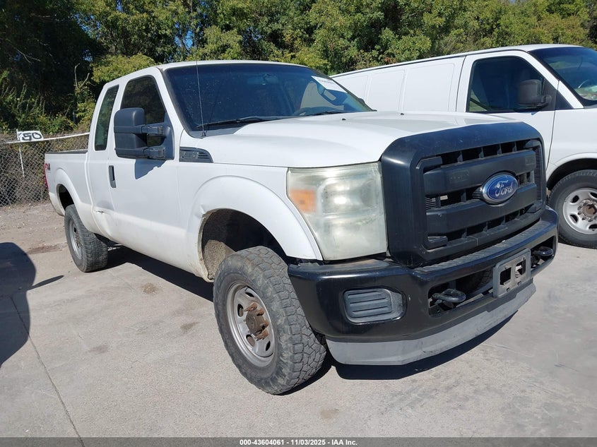 FORD F-250 XL