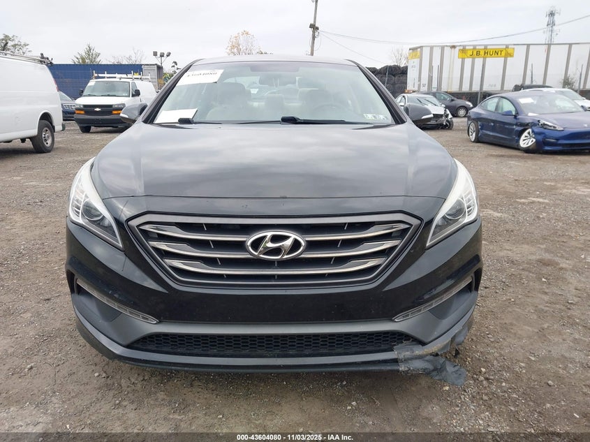 2015 HYUNDAI SONATA SPORT - 5NPE34AF3FH087380