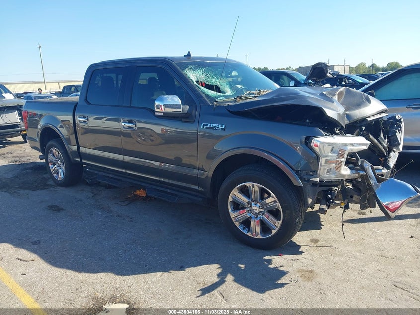 FORD F-150 LARIAT