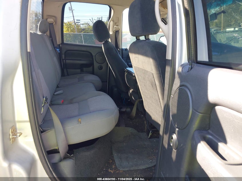 2005 Dodge Ram 1500 Slt/Laramie VIN: 1D7HU18D45S268071 Lot: 43604193