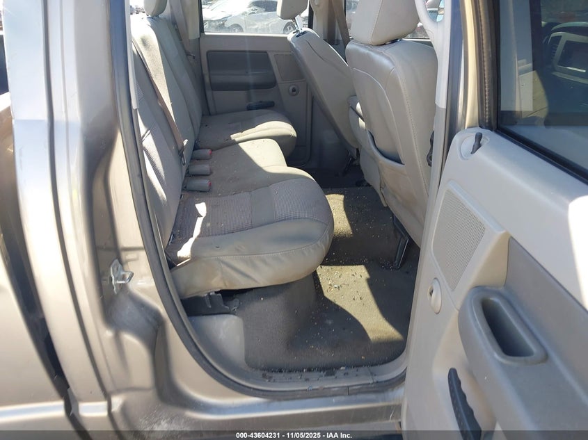 2007 Dodge Ram 1500 Slt VIN: 1D7HA18227J640166 Lot: 43604231