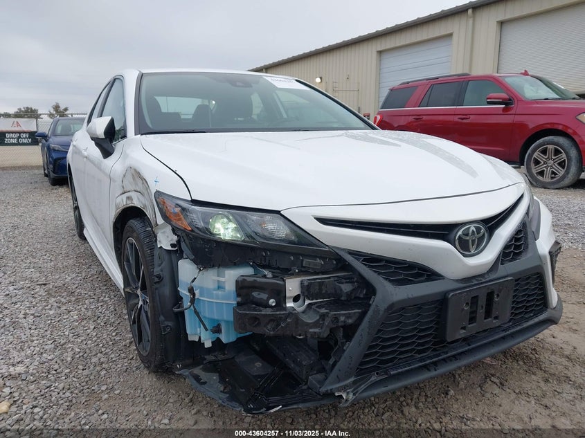 2024 TOYOTA CAMRY SE 4T1G11AK4RU894216