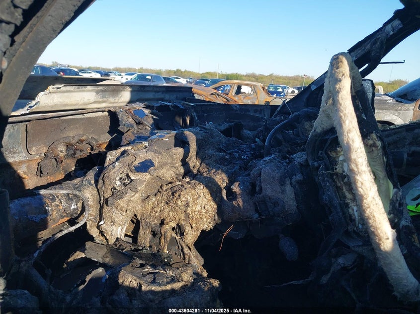 2002 Ford F-350 Lariat/Xl/Xlt VIN: 1FTSW31F62EB77072 Lot: 43604281