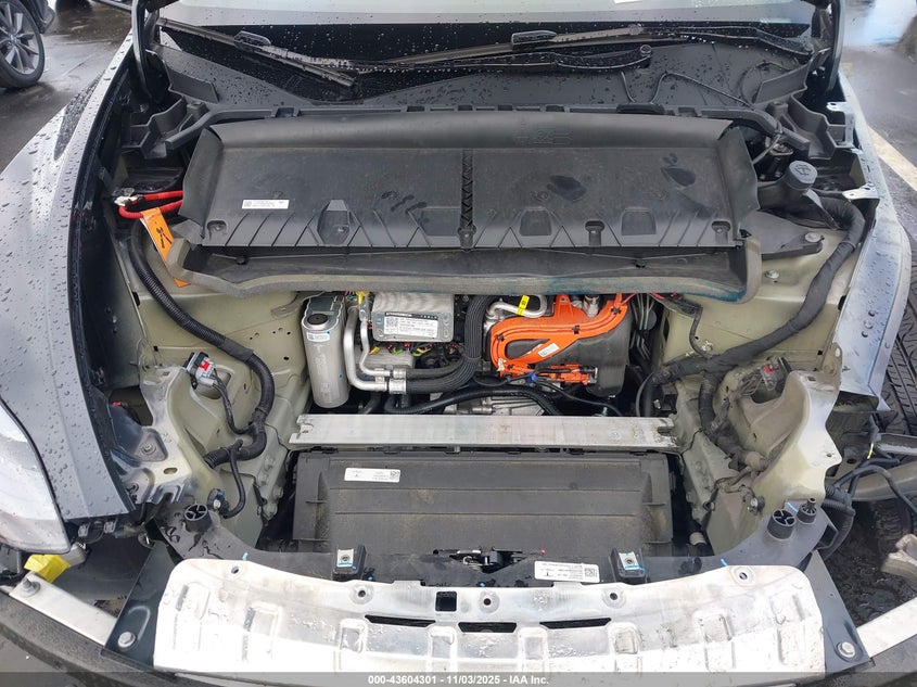 2024 Tesla Model Y Long Range Dual Motor All-Wheel Drive VIN: 7SAYGDEE9RA329997 Lot: 43604301