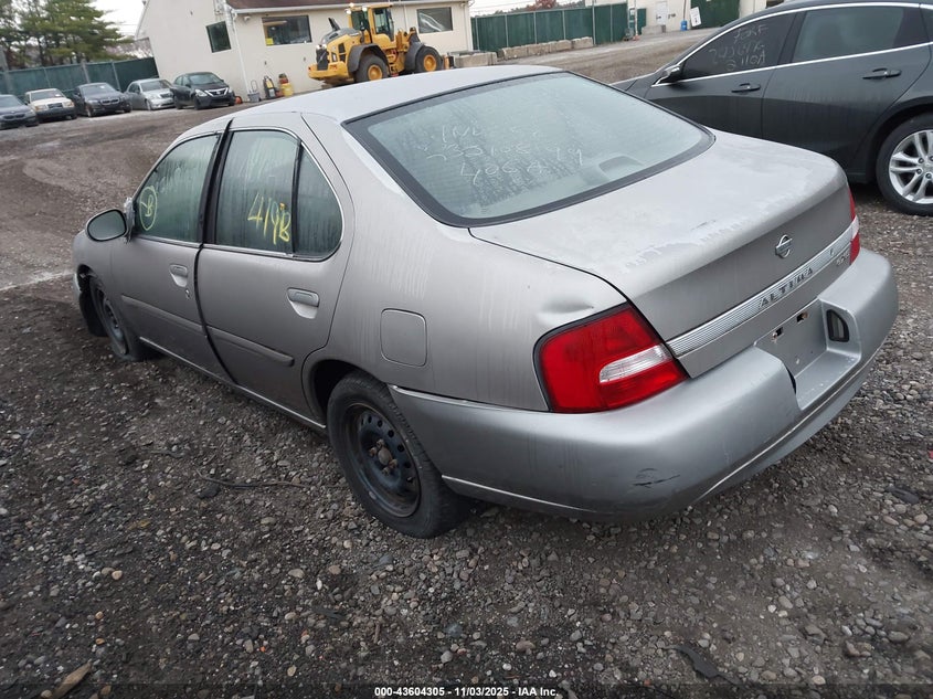 1N4DL01D8YC157723 2000 NISSAN ALTIMA photo no. 3