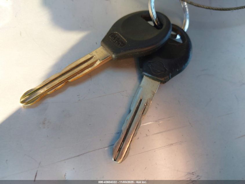 2001 Nissan Frontier Xe-V6 VIN: 1N6ED27T61C386880 Lot: 43604322