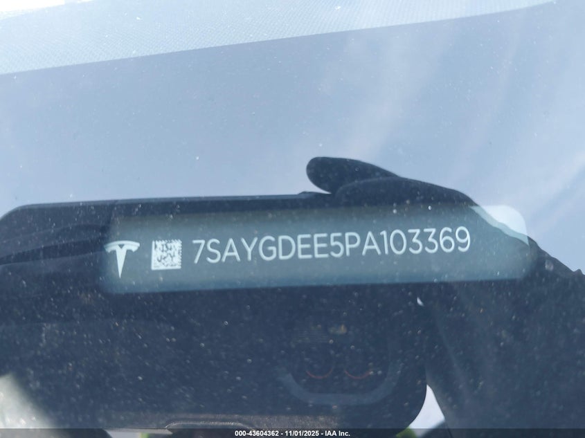 2023 Tesla Model Y Awd/Long Range Dual Motor All-Wheel Drive VIN: 7SAYGDEE5PA103369 Lot: 43604362