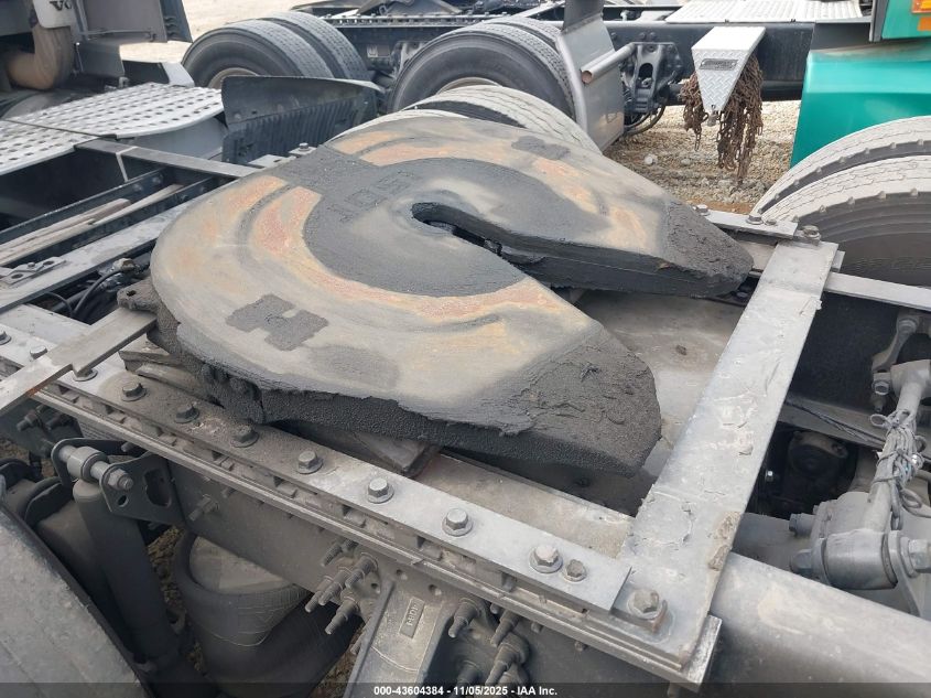 2015 Volvo Vn Vnl VIN: 4V4NC9EH5FN192077 Lot: 43604384