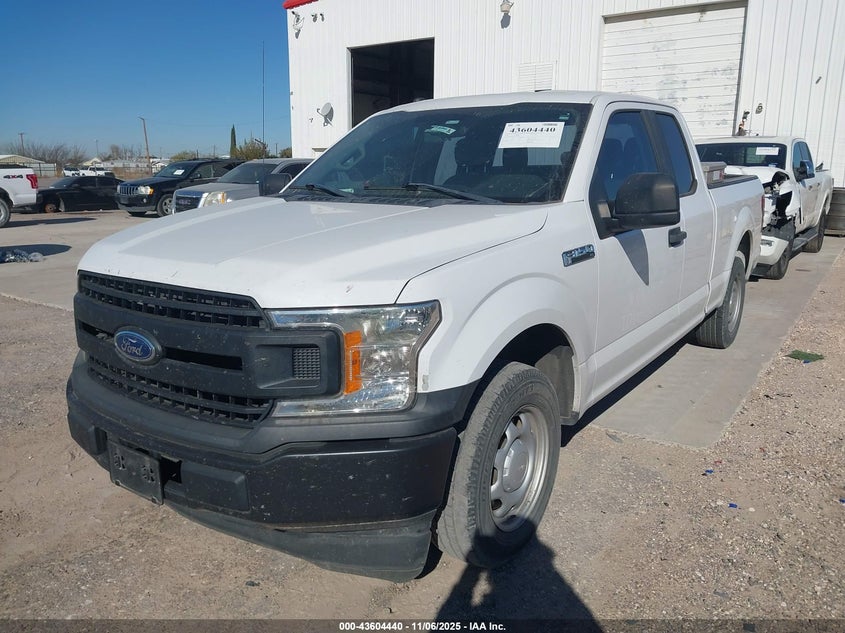 1FTEX1CP8JKF30769 2018 FORD F-150 photo no. 2