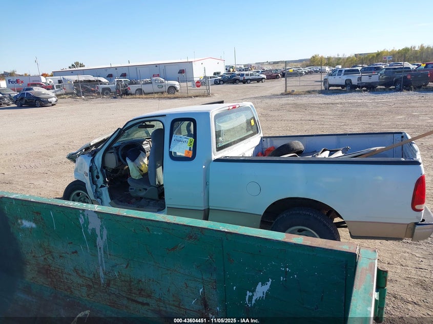 1998 Ford F-150 Standard/Xl/Xlt VIN: 2FTZX1725WCA62432 Lot: 43604451