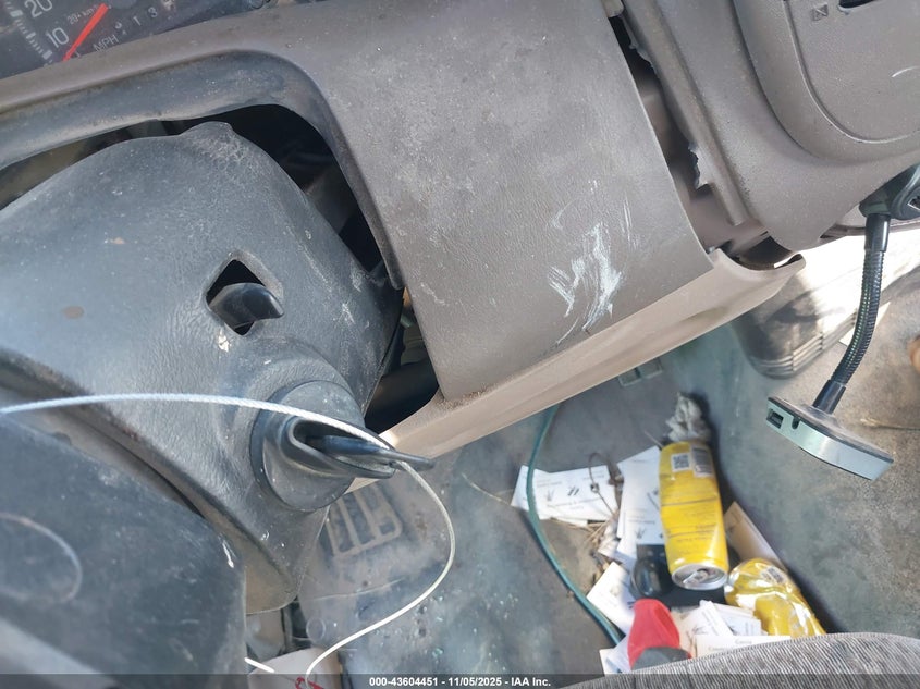 1998 Ford F-150 Standard/Xl/Xlt VIN: 2FTZX1725WCA62432 Lot: 43604451