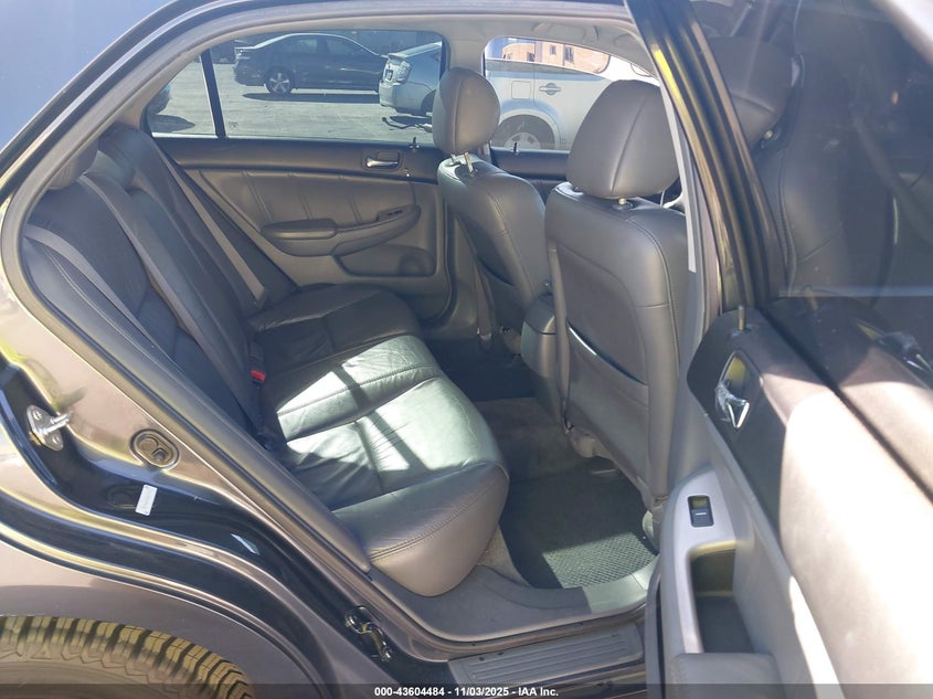 1HGCM66885A077963 2005 HONDA ACCORD photo no. 8