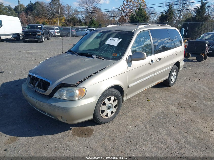 KNDUP131126305563 2002 KIA SEDONA photo no. 2