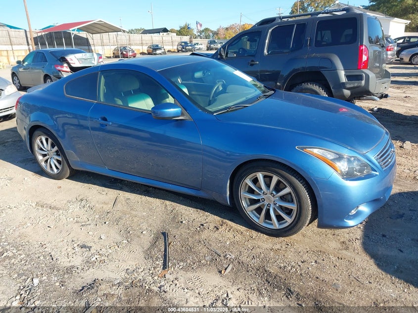 INFINITI G37 JOURNEY