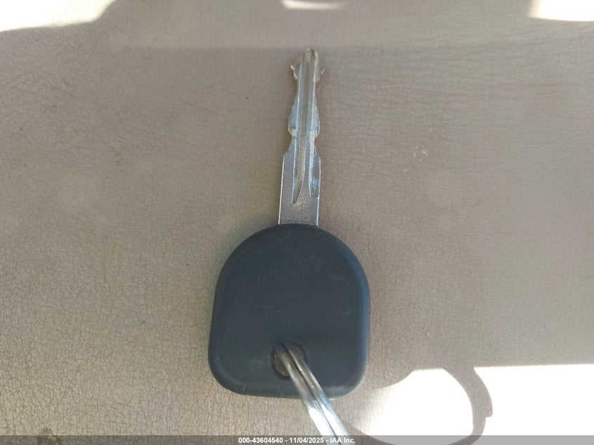 2007 Buick Lacrosse Cxl VIN: 2G4WD552171230615 Lot: 43604540