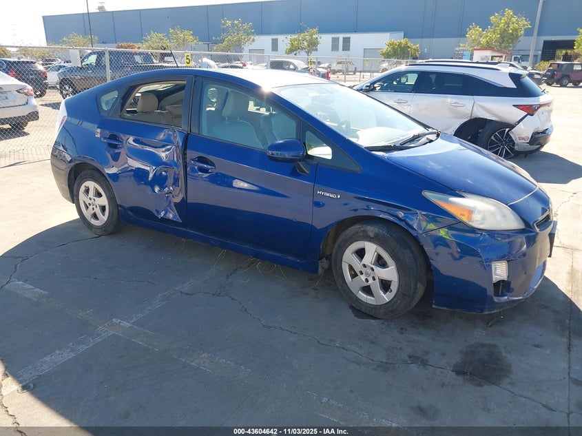 TOYOTA PRIUS FOUR