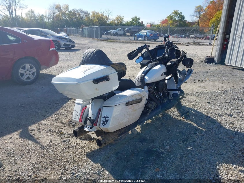 1HD1KH71XRB605445 2024 HARLEY-DAVIDSON ROAD GLIDE photo no. 4