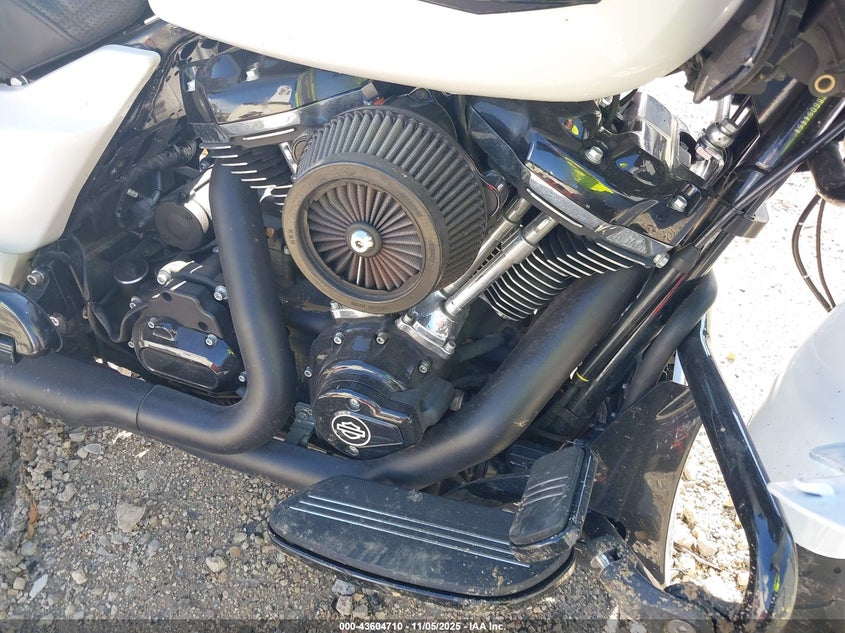 2024 Harley-Davidson Fltrx VIN: 1HD1KH71XRB605445 Lot: 43604710