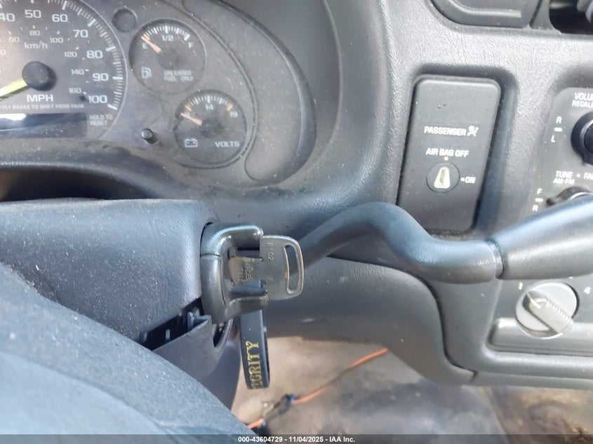 1998 GMC Sonoma Sl VIN: 1GTCS14X9W8527405 Lot: 43604729