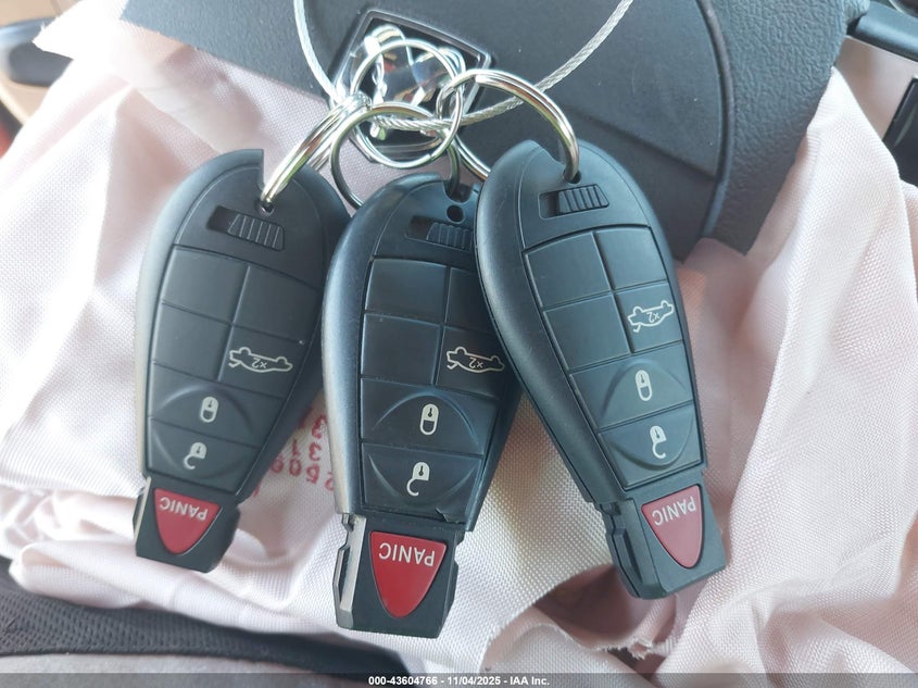 2008 Dodge Challenger Srt8 VIN: 2B3LJ74W88H301738 Lot: 43604766