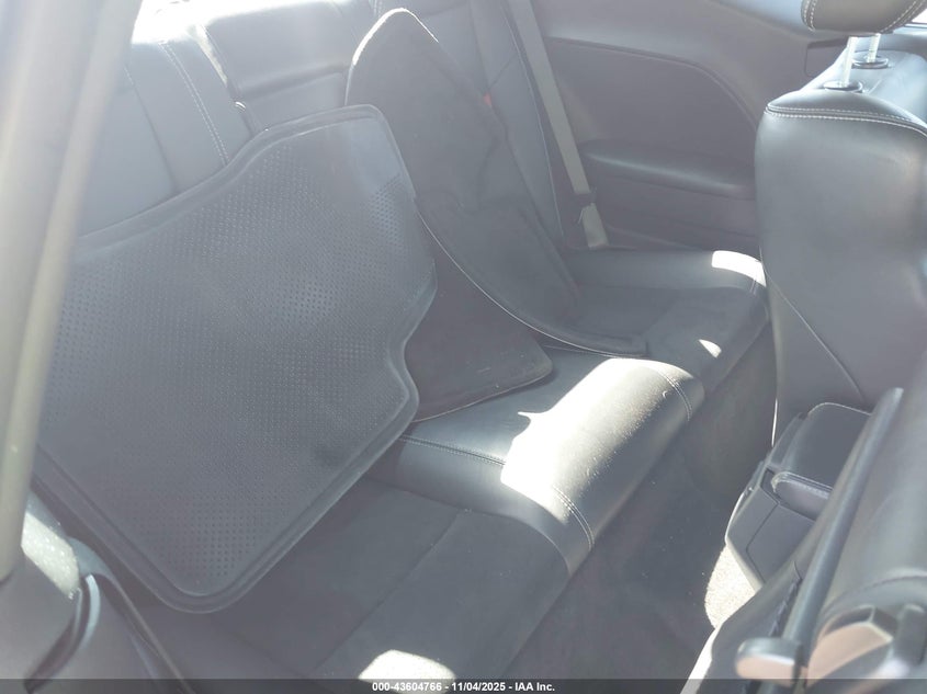 2008 Dodge Challenger Srt8 VIN: 2B3LJ74W88H301738 Lot: 43604766