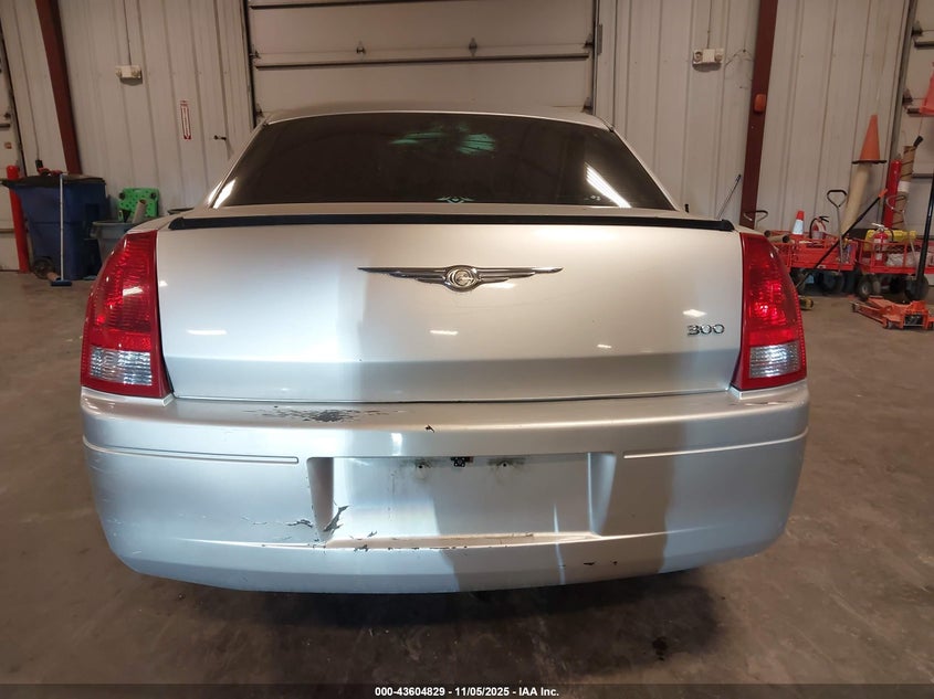 2007 Chrysler 300 VIN: 2C3KA43R27H784442 Lot: 43604829