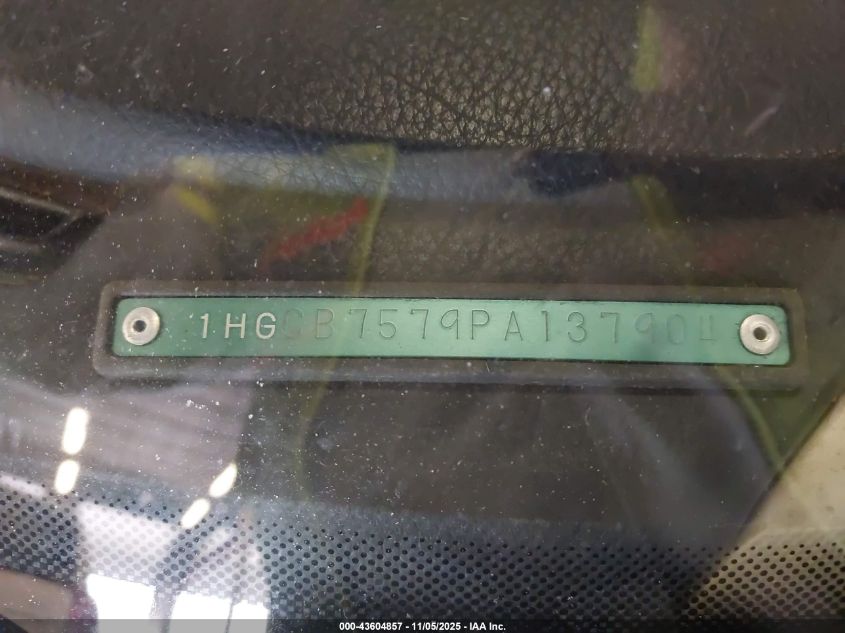 1993 Honda Accord Ex VIN: 1HGCB7579PA137904 Lot: 43604857