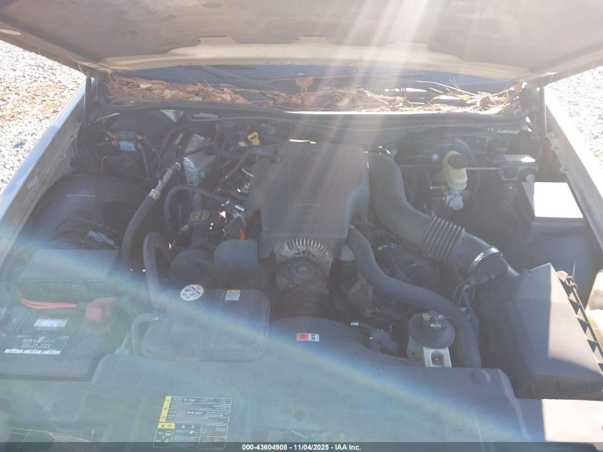 2003 Mercury Grand Marquis Gs VIN: 2MEFM74W83X694804 Lot: 43604908