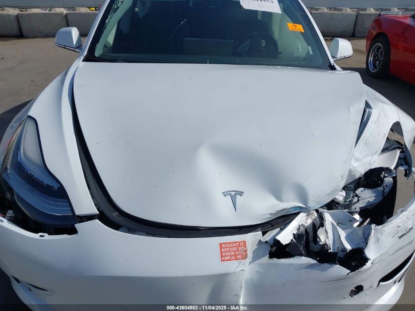 2018 Tesla Model 3 Long Range/Performance VIN: 5YJ3E1EBXJF111642 Lot: 43604953