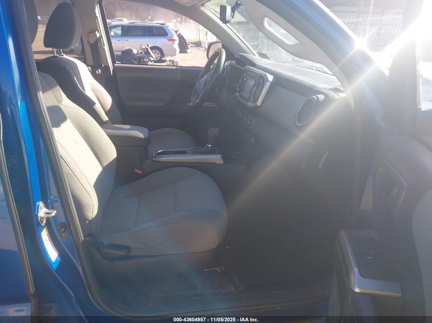 2017 Toyota Tacoma Sr5 V6 VIN: 3TMCZ5AN3HM116747 Lot: 43604957